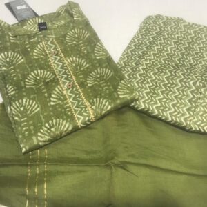 Printed kurti pant dupatta set in cotton silk fabric - VC14991611200